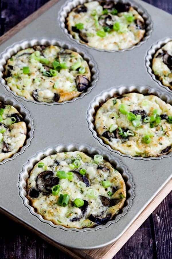 https://www.savvyhoney.com/wp-content/uploads/2018/01/2-650-baked-mini-frittata-mushrooms-copy-600x900.jpg