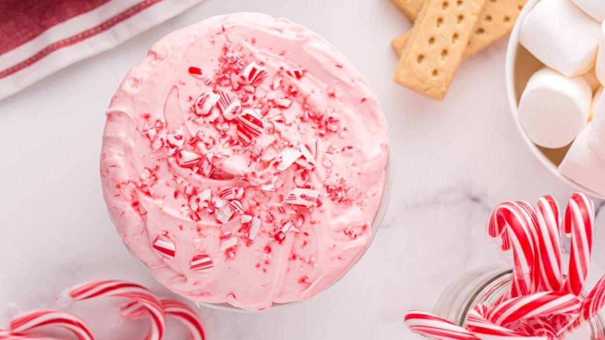 11 Christmas Dessert Dip Recipes That Are Super Easy